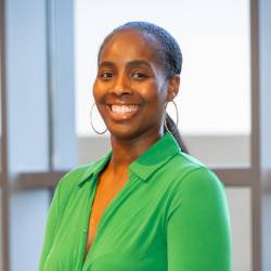 Kamilah Brown Headshot