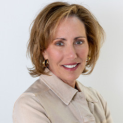 Heather Maietta Headshot