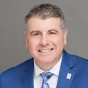 Headshot of Justin Lawhead