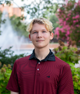 dylan howanich headshot