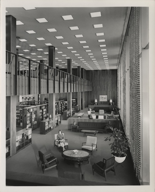 interior shot of the main floor of Thomas Cooper Library 1959