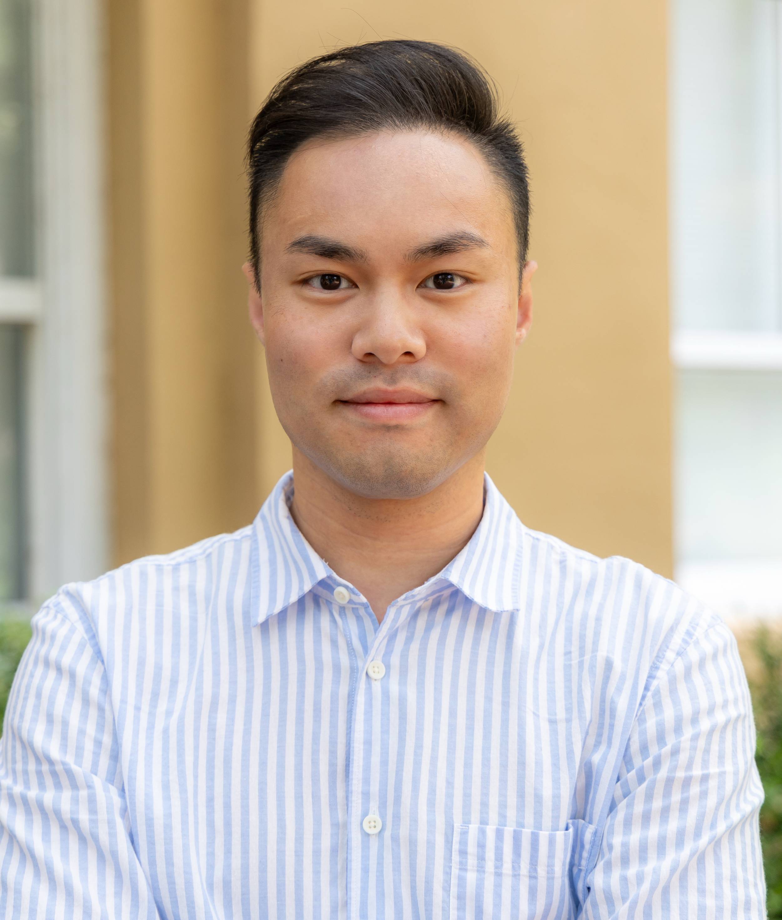 photo of man with black shirt on