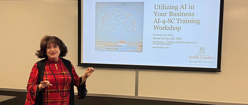 Marcia Purday presenting to a class