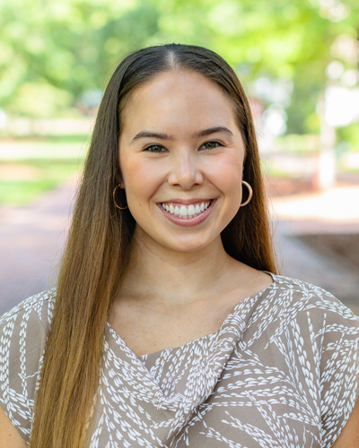 Claire J. Mueller headshot