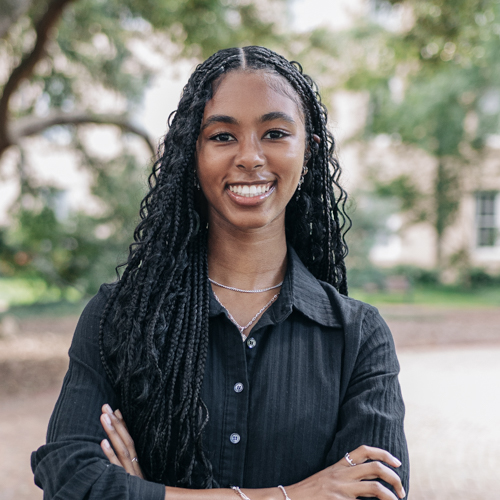 Kamryn Carter headshot