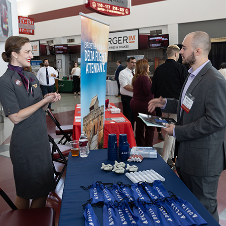 Delta HR representatives recruit prospective new employees at the HRSM Experience Expo.