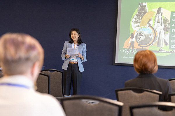 Jung-Hwan Kim presents at ACRA