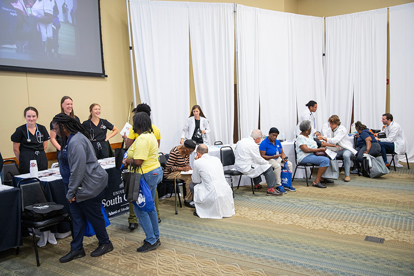 The School of Medicine Columbia represented the University of South Carolina at the annual Ollie Johnson Memorial I-95 Health Fair held in Santee, South Carolina, on the first day of August.