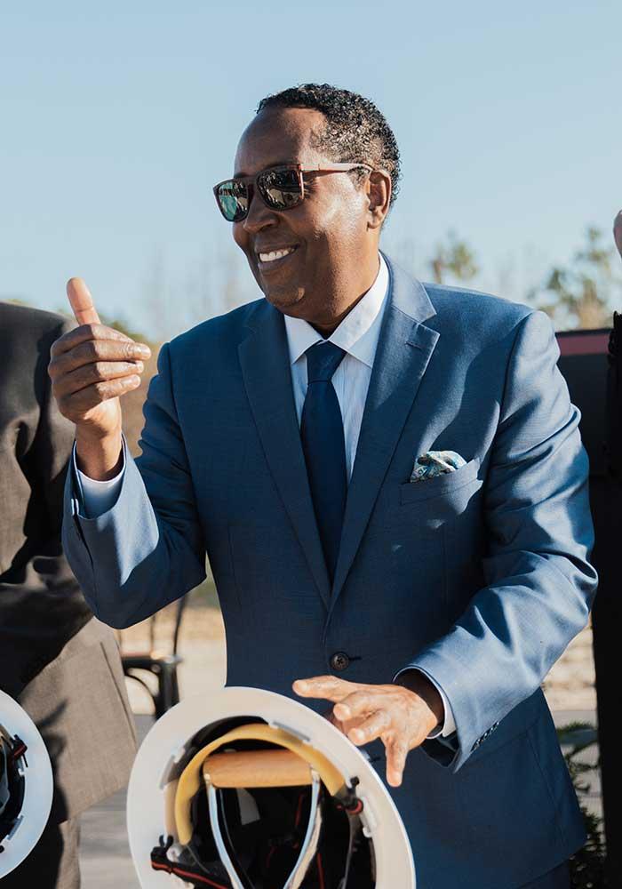 Senator Darrell Jackson gives the thumbs up following the School of Medicine Columbia groundbreaking ceremony. 